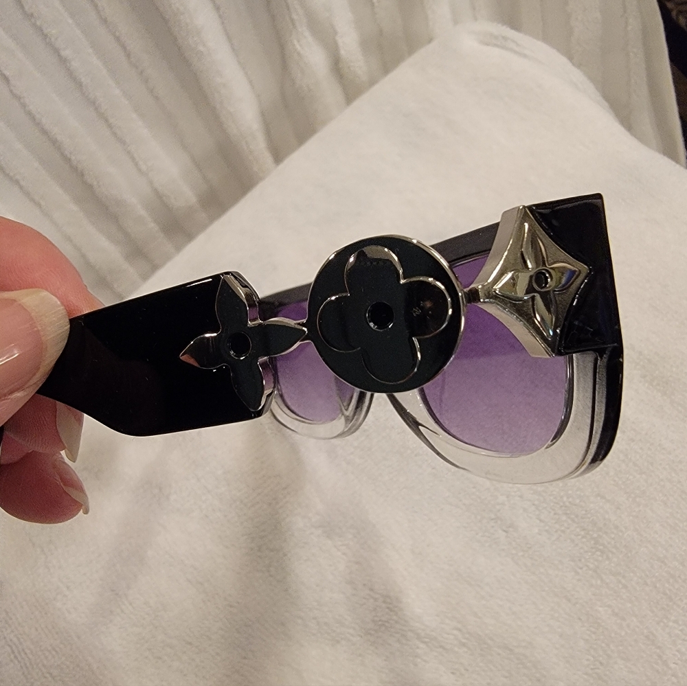 Black Frame Sunglasses with Purple Gradient Lenses